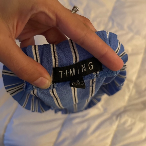 Blue off the shoulder blouse - Picture 3 of 3